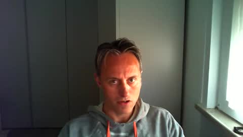Snapshot of sten015 chatting on 05/11/26, 03:51 sten015 online show from 05/11/26, 03:51