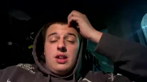 Snapshot of stepbro18 chatting on 02/18/25, 02:38 Honestly Im a slut I have a high sex drive and I love talking to people off this platform  online show from 02/18/25, 02:38