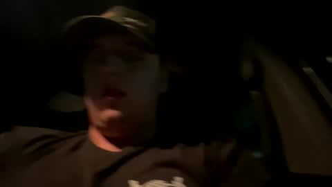 Snapshot of stepbro18 chatting on 02/27/25, 01:38 Honestly Im a slut I have a high sex drive and I love talking to people off this platform  online show from 02/27/25, 01:38