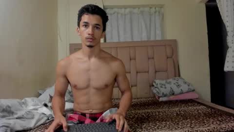 Snapshot of stepcouple__ chatting on 11/29/25, 11:52 Stepcouple online show from 11/29/25, 11:52