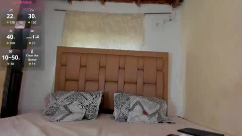 Stepcouple   online show from 05/10/26, 08:14
