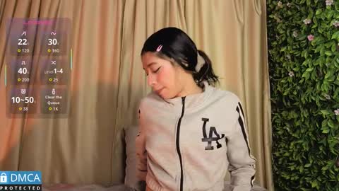 Stepha online show from 10/07/25, 11:07