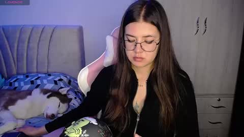Emma online show from 12/23/24, 04:12