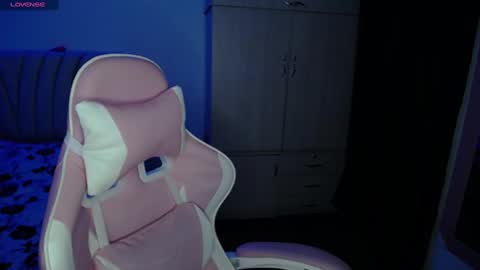 Emma online show from 12/29/24, 01:34