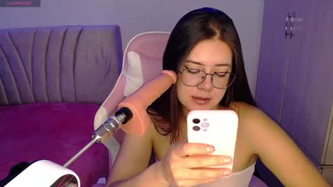 Emma online show from 01/05/25, 11:01