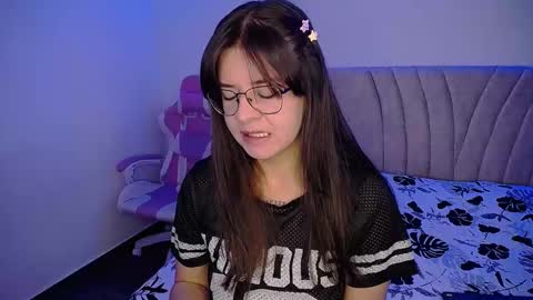 Emma online show from 02/12/25, 05:48