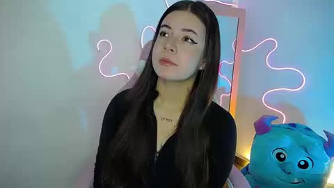 Snapshot of stepha_sweet chatting on 01/08/26, 03:53 Emma online show from 01/08/26, 03:53
