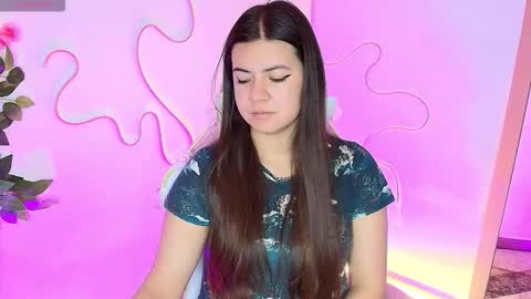 Snapshot of stepha_sweet chatting on 03/21/26, 05:34 Emma online show from 03/21/26, 05:34