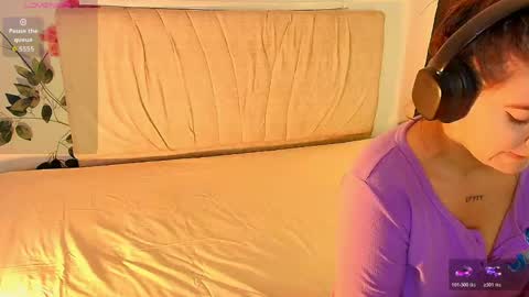 Snapshot of stepha_sweet chatting on 05/25/26, 02:50 Emma online show from 05/25/26, 02:50