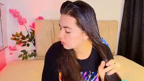 Emma online show from 07/12/26, 04:47