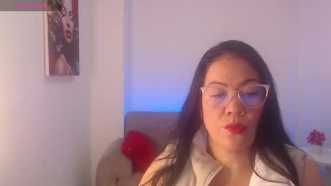 Stefania  online show from 10/10/25, 10:09
