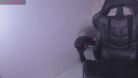 Stephania online show from 12/11/24, 06:58