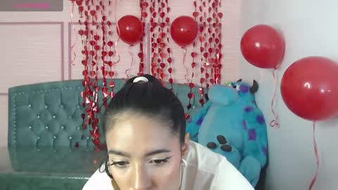 Stephania online show from 02/15/25, 01:38