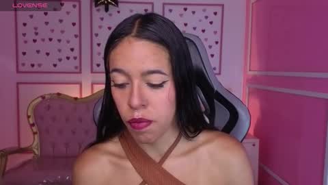 Stephania online show from 10/22/25, 11:32