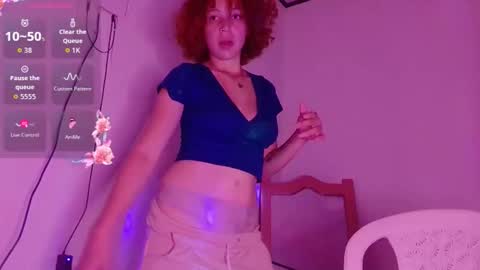 Snapshot of stephanie_bennett chatting on 10/22/25, 03:18 stephanie bennett online show from 10/22/25, 03:18