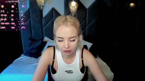 Stephanie Sea online show from 01/27/25, 09:11