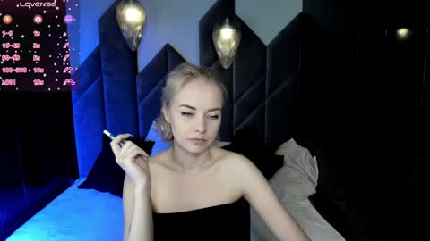 Stephanie Sea online show from 02/19/25, 05:06