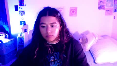 Stephanie  online show from 12/04/24, 05:05