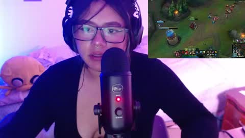 Stephanie  online show from 12/16/24, 12:26