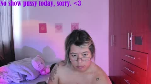 Stephanie  online show from 09/19/25, 07:58