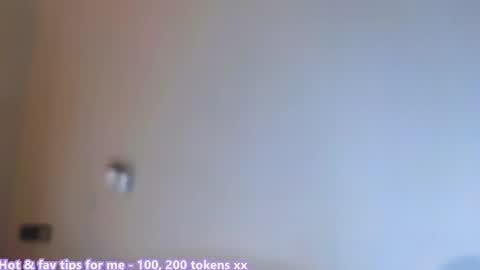 Stephany online show from 04/27/26, 03:48