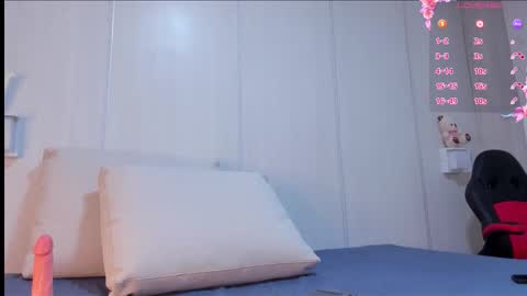 stephany milan online show from 10/16/25, 12:50