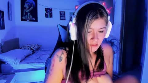 Stephany  independient model  online show from 01/21/25, 04:21