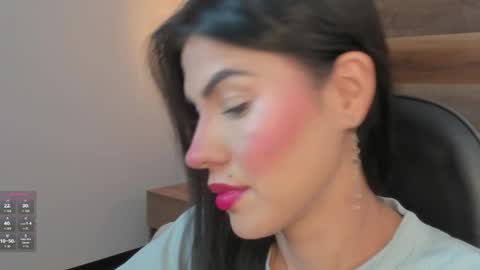 Snapshot of stephanya_ chatting on 12/21/25, 06:59 S T E P H A N Y A online show from 12/21/25, 06:59