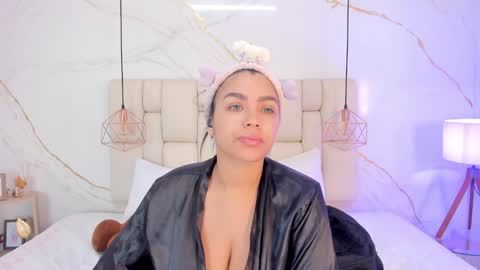 Stefanny online show from 12/10/24, 10:37