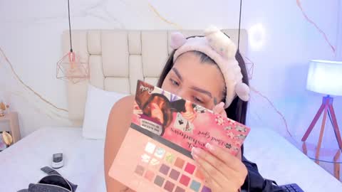 Stefanny online show from 12/14/24, 10:50