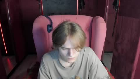 Stephen online show from 06/05/26, 10:59