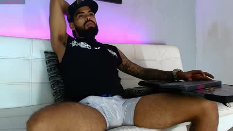    ................     online show from 02/17/25, 06:31