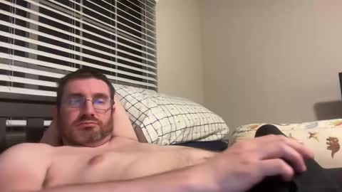 stephenhurst1987 online show from 12/15/25, 04:17