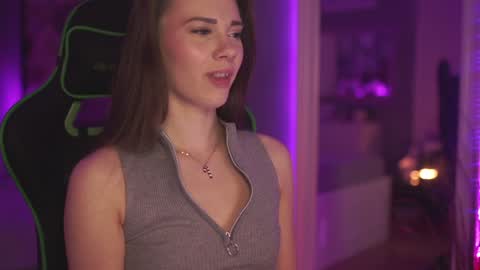 stephie0404 online show from 12/22/24, 08:58