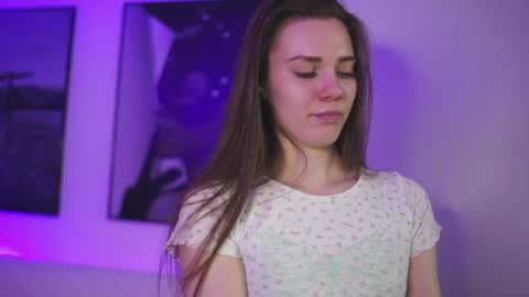stephie0404 online show from 02/08/25, 11:34