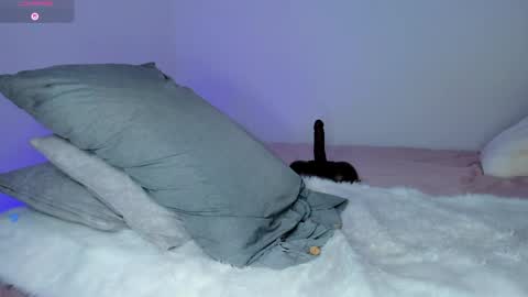 stephie_martinez online show from 05/06/26, 12:21