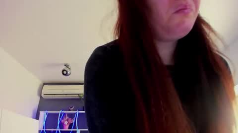 Snapshot of stephierousee chatting on 02/22/26, 06:24 Stephie online show from 02/22/26, 06:24