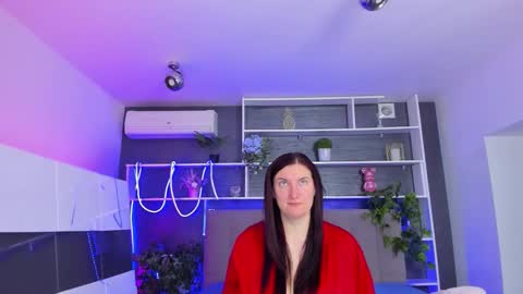 Snapshot of stephierousee chatting on 04/18/26, 05:33 Stephie online show from 04/18/26, 05:33