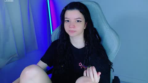 stephy online show from 11/24/25, 11:04