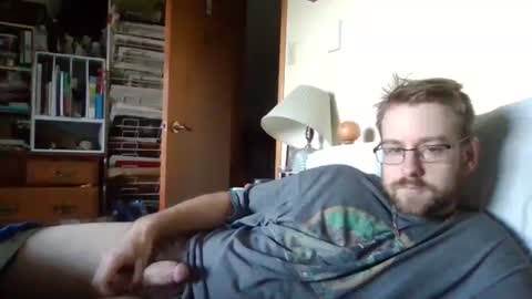 Snapshot of sterben13v chatting on 10/12/25, 09:58 Ian23602 online show from 10/12/25, 09:58