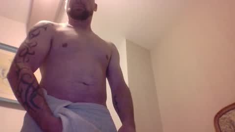 Snapshot of steve897819 chatting on 09/23/25, 10:35 steve897819 online show from 09/23/25, 10:35
