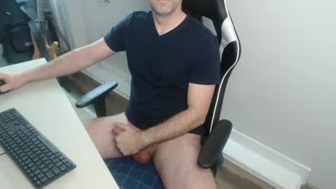 Snapshot of steve_oo8 chatting on 02/26/25, 06:11 steve_oo8 online show from 02/26/25, 06:11