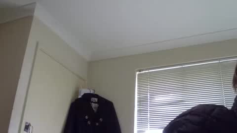 Snapshot of steveaussie chatting on 01/04/25, 12:27 Australian420 online show from 01/04/25, 12:27