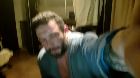 Snapshot of stevebulkzor chatting on 10/17/25, 09:39 Steve Oakenshield son of John son of Vasyl online show from 10/17/25, 09:39