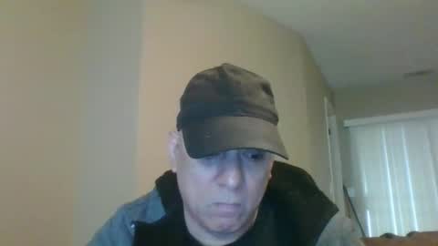 Snapshot of stevecv67 chatting on 11/29/25, 06:11 Steve online show from 11/29/25, 06:11