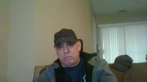 Snapshot of stevecv67 chatting on 12/05/25, 08:05 Steve online show from 12/05/25, 08:05