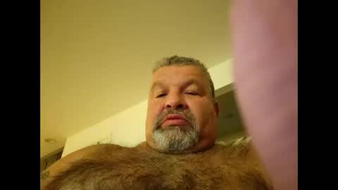 Snapshot of steved6001 chatting on 12/09/24, 01:51 steved6001 online show from 12/09/24, 01:51