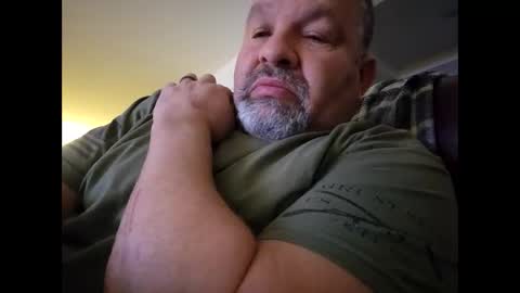 Snapshot of steved6001 chatting on 01/26/25, 01:41 steved6001 online show from 01/26/25, 01:41