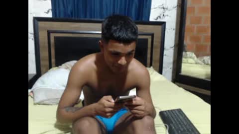 Snapshot of steven_big_dick23 chatting on 12/27/24, 02:14 Steven online show from 12/27/24, 02:14