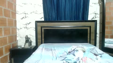 Snapshot of steven_big_dick23 chatting on 01/24/25, 01:45 Steven online show from 01/24/25, 01:45